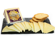 Cargar imagen en el visor de la galería, Queso curado San Vicente
